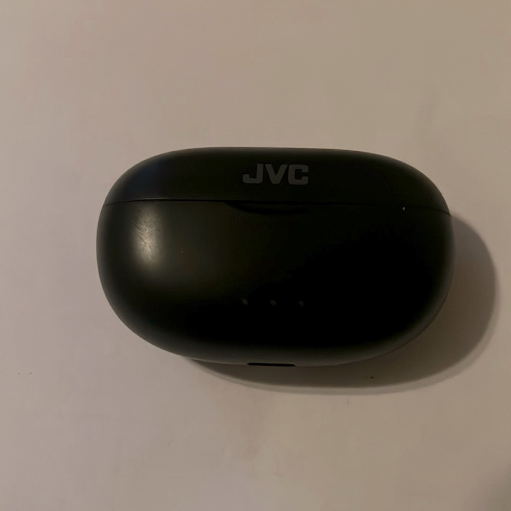 JVC GUMY True Wireless Headphone CASE